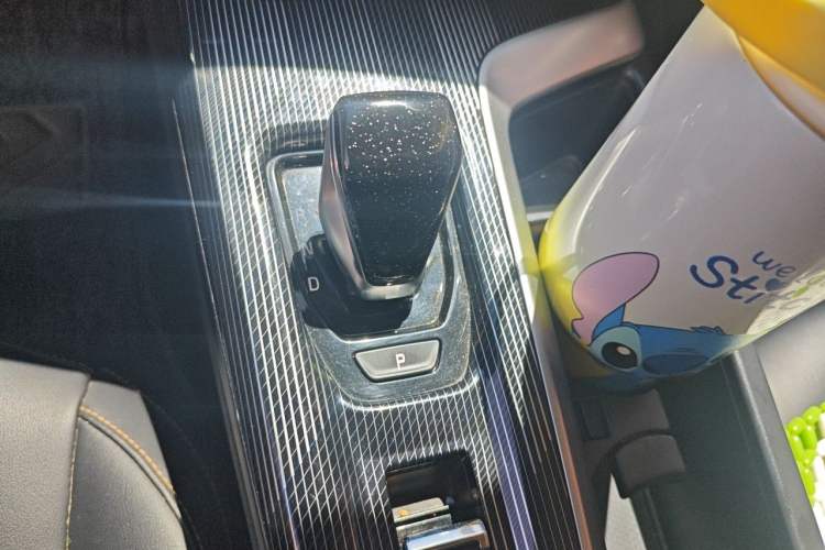 Used Haval LHERY 2022 Jingxiang Edition 1.5T Copper Rabbit Gear Lever