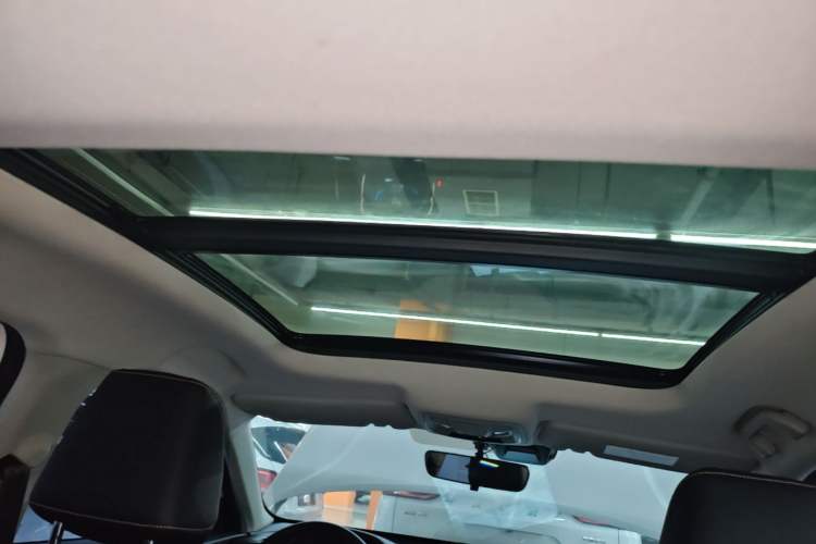 Used Haval LHERY 2022 Jingxiang Edition 1.5T Copper Rabbit Headliner