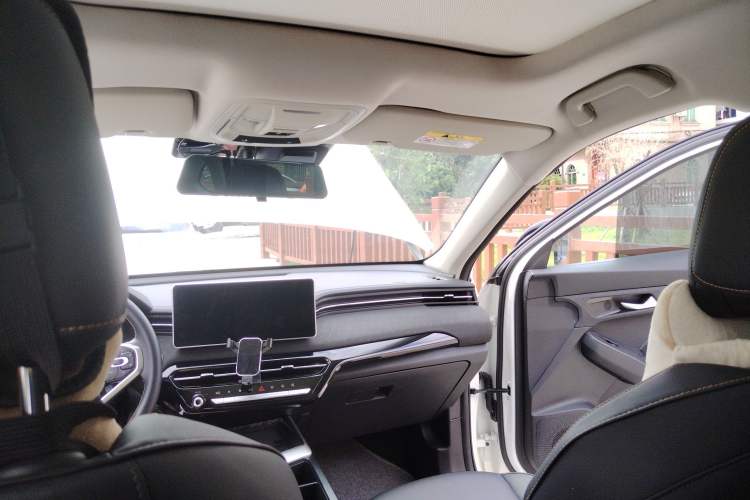 Used Haval LHERY 2022 Jingxiang Edition 1.5T Copper Rabbit Headliner