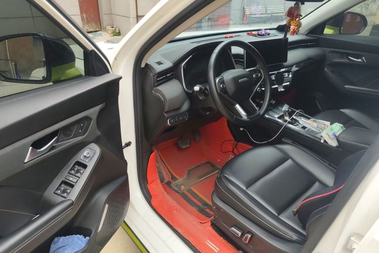 Used Haval LHERY 2022 Jingxiang Edition 1.5T Copper Rabbit Interior 3