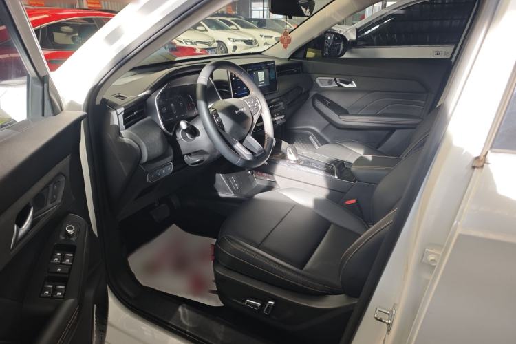 Used Haval LHERY 2022 Jingxiang Edition 1.5T Copper Rabbit Interior 6