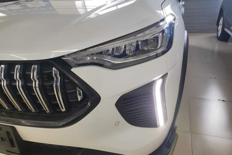 Used Haval LHERY 2022 Jingxiang Edition 1.5T Copper Rabbit Left Front Headlight