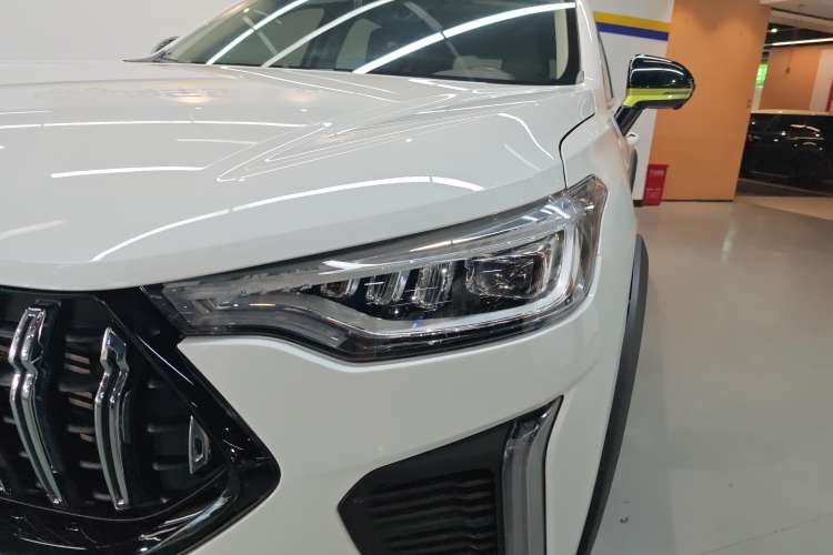 Used Haval LHERY 2022 Jingxiang Edition 1.5T Copper Rabbit Left Front Headlight