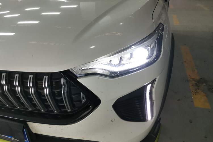 Used Haval LHERY 2022 Jingxiang Edition 1.5T Copper Rabbit Left Front Headlight