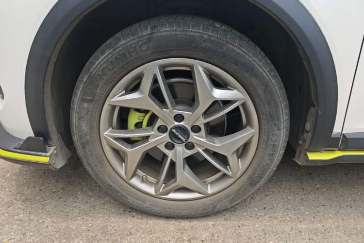 Used Haval LHERY 2022 Jingxiang Edition 1.5T Brass Rabbit Left Front Wheel Hub
