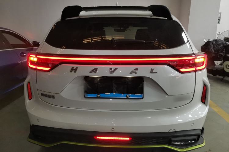 Used Haval LHERY 2022 Jingxiang Edition 1.5T Copper Rabbit Rear