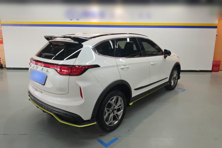 Used Haval LHERY 2022 Jingxiang Edition 1.5T Copper Rabbit Rear Right 45 Deg