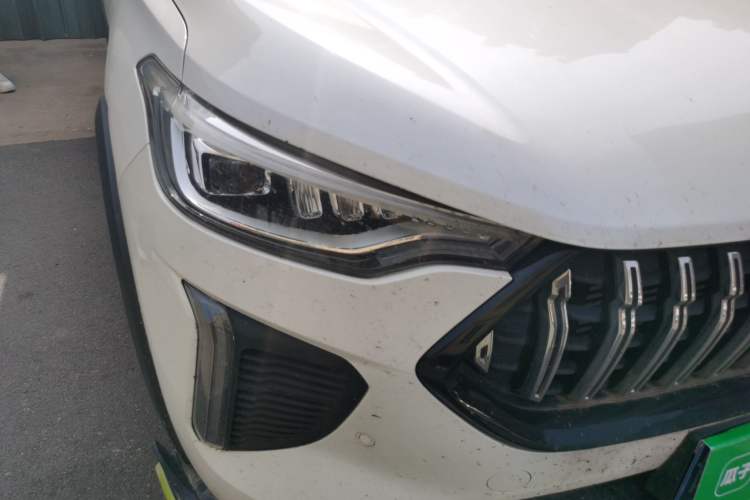 Used Haval LHERY 2022 Jingxiang Edition 1.5T Brass Rabbit Right Front Headlight