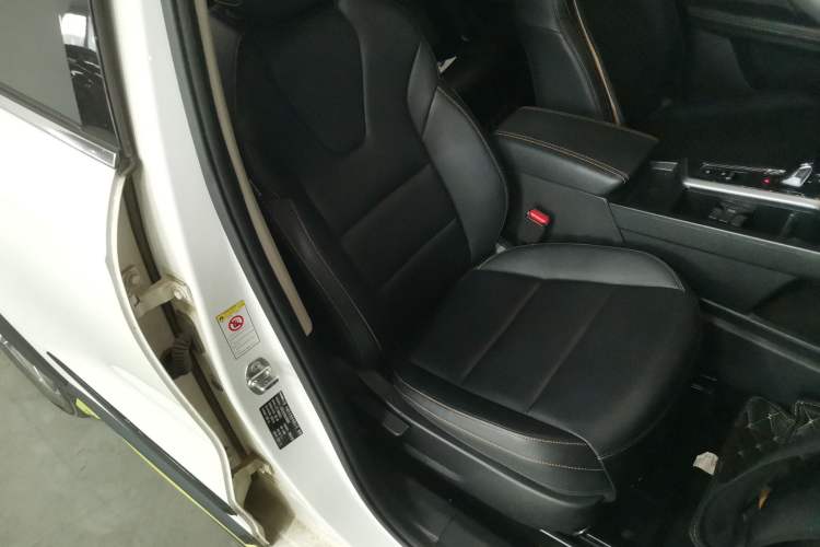 Used Haval LHERY 2022 Jingxiang Edition 1.5T Copper Rabbit Right Front Seat