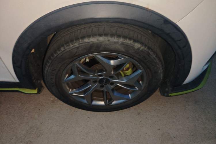 Used Haval LHERY 2022 Jingxiang Edition 1.5T Copper Rabbit Right Front Wheel Hub