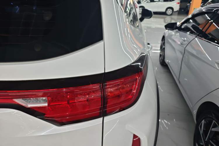 Used Haval LHERY 2022 Jingxiang Edition 1.5T Copper Rabbit Right Rear Taillight