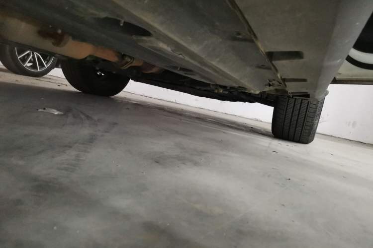 Used Haval LHERY 2022 Jingxiang Edition 1.5T Copper Rabbit Right Side Sill