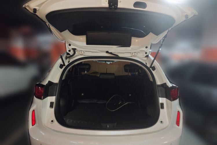 Used Haval LHERY 2022 Jingxiang Edition 1.5T Copper Rabbit Trunk