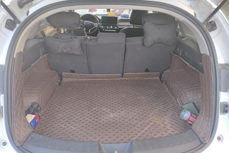 Used Haval LHERY 2022 Jingxiang Edition 1.5T Copper Rabbit Trunk