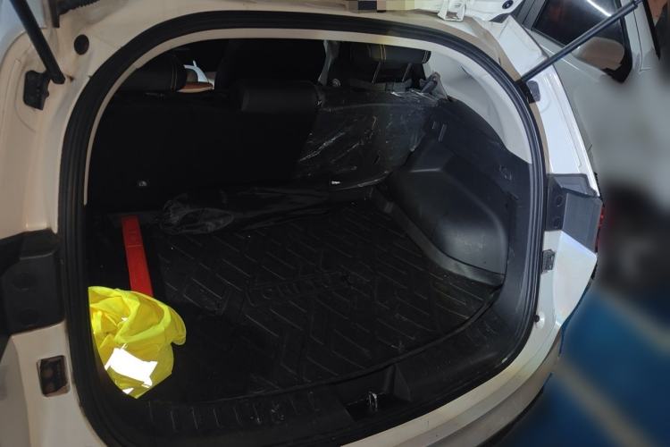 Used Haval LHERY 2022 Jingxiang Edition 1.5T Copper Rabbit Trunk