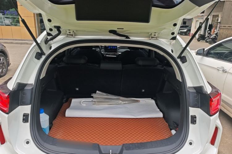 Used Haval LHERY 2022 Jingxiang Edition 1.5T Brass Rabbit Trunk