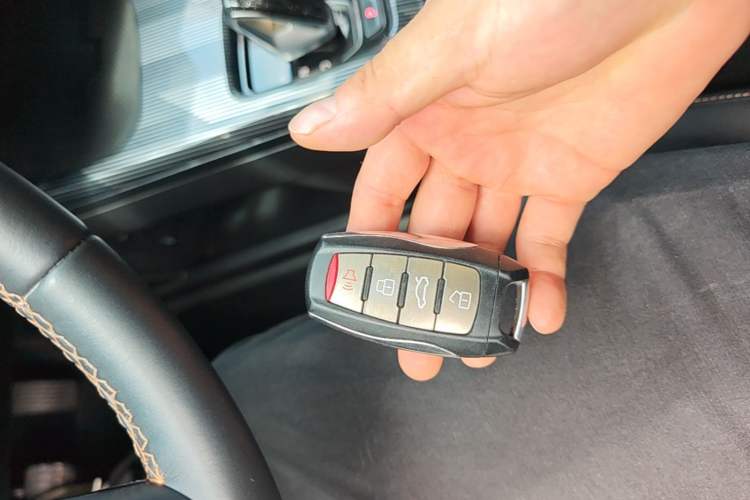 Used Haval LHERY 2022 Jingxiang Edition 1.5T Copper Rabbit Vehicle Key