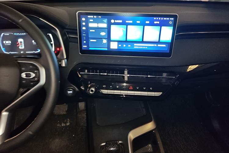 Used Haval LHERY 2023 1.5T Excellence Edition Audio And AC Panel