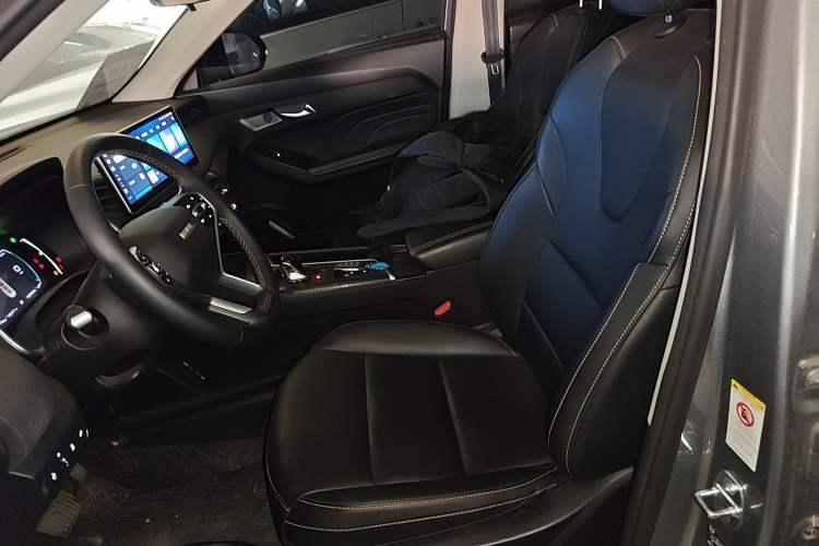 Used Haval LHERY 2023 1.5T Excellence Edition Left Front Seat