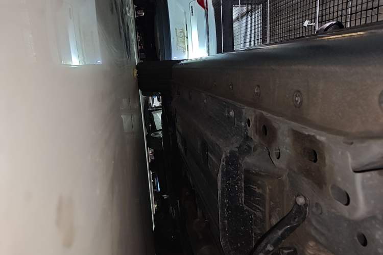 Used Haval LHERY 2023 1.5T Excellence Edition Left Side Sill