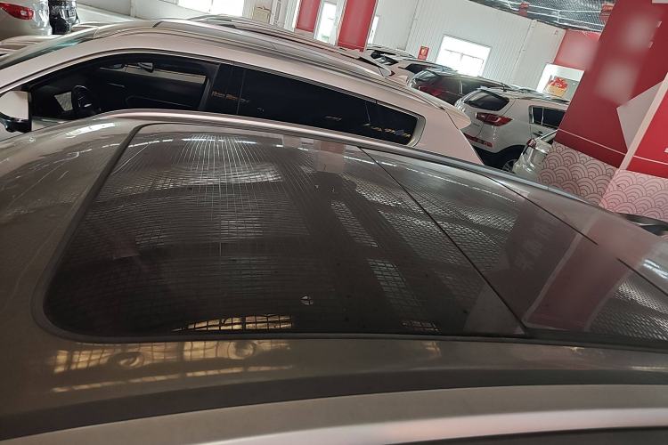 Used Haval LHERY 2023 1.5T Excellence Edition Roof