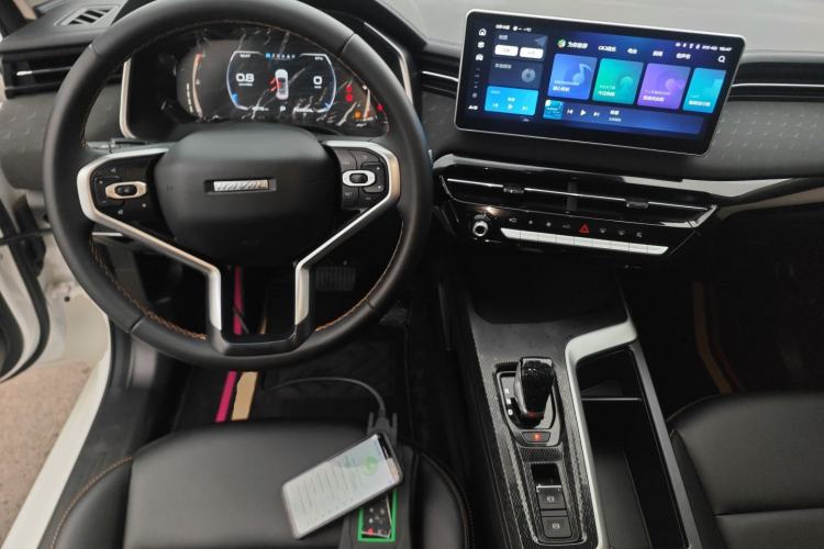 Used Haval LHERY 2023 1.5T Excellence Edition Center Console