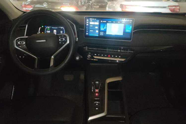 Used Haval LHERY 2023 1.5T Excellence Edition Center Console