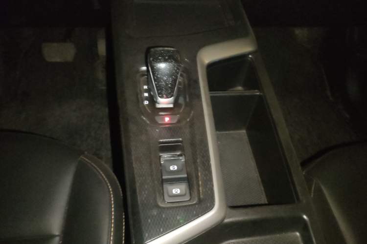 Used Haval LHERY 2023 1.5T Excellence Edition Gear Lever