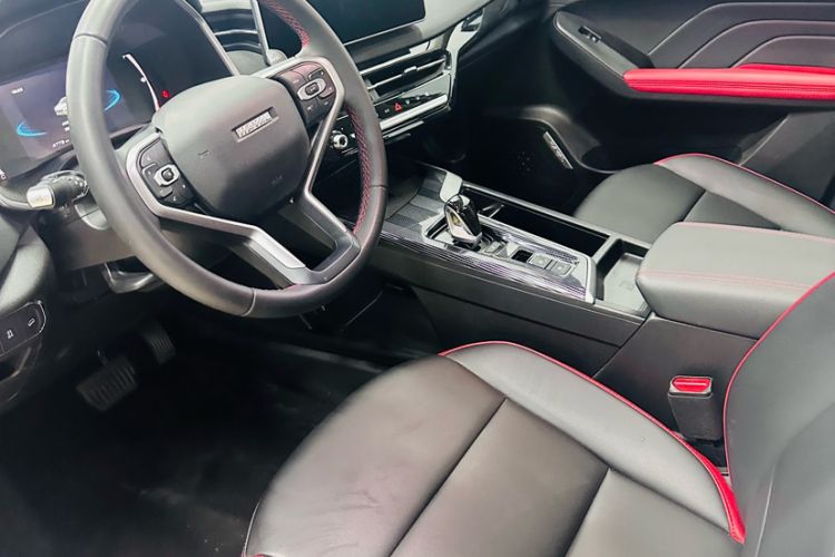 Used Haval LHERY 2023 1.5T Dynamic Version Interior 2