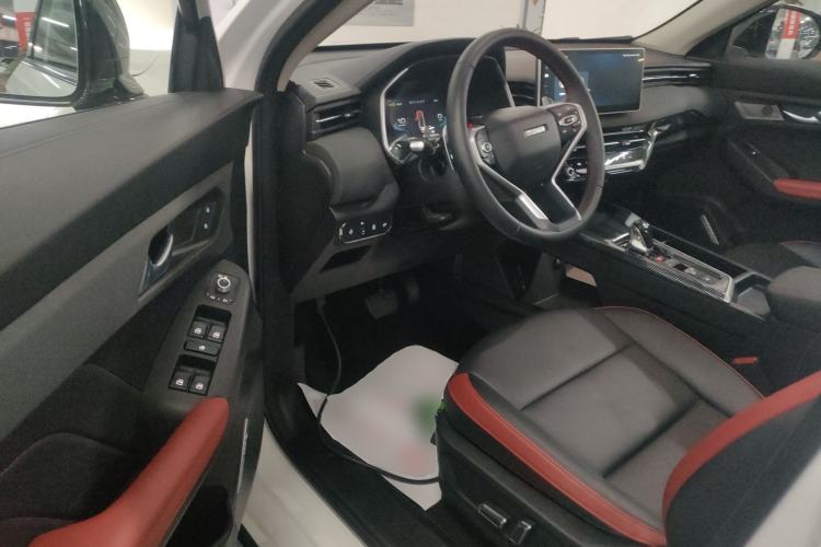 Used Haval LHERY 2023 1.5T Dynamic Version Left Front Seat