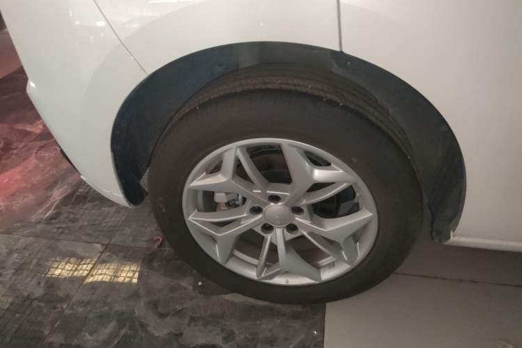 Used Haval LHERY 2023 1.5T Excellence Edition Right Rear Wheel Hub