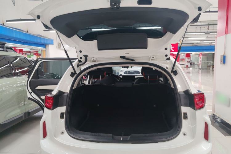 Used Haval LHERY 2023 1.5T Dynamic Version Trunk