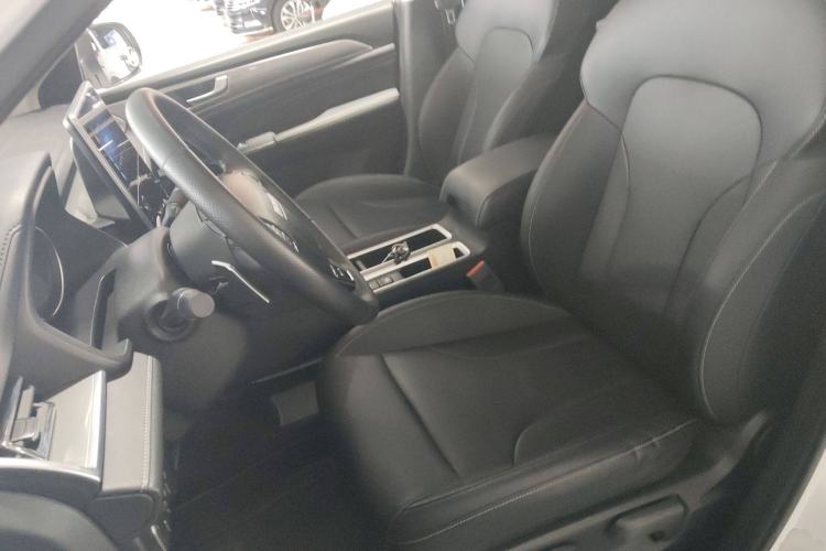Used Haval M6 2021 PLUS 1.5T DCT Luxury Smart Connectivity Model Left Front Seat