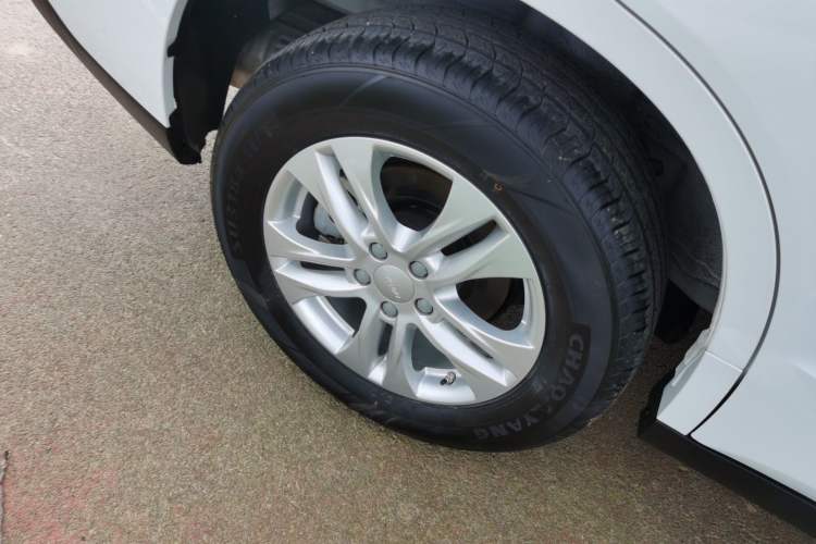 Used Haval M6 2023 PLUS 1.5T DCT Elite Smart Connectivity Model Right Rear Wheel Hub