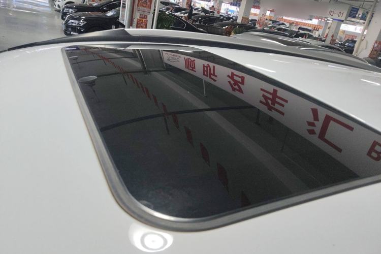 Used Haval M6 2021 PLUS 1.5T DCT Luxury Smart Connectivity Model Roof