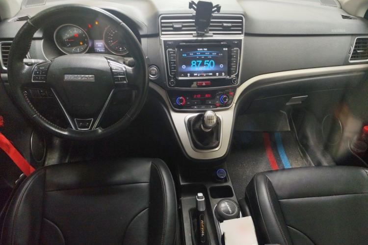 Used Haval M6 2017 1.5T Manual Two-Wheel Drive Elite Model Center Console