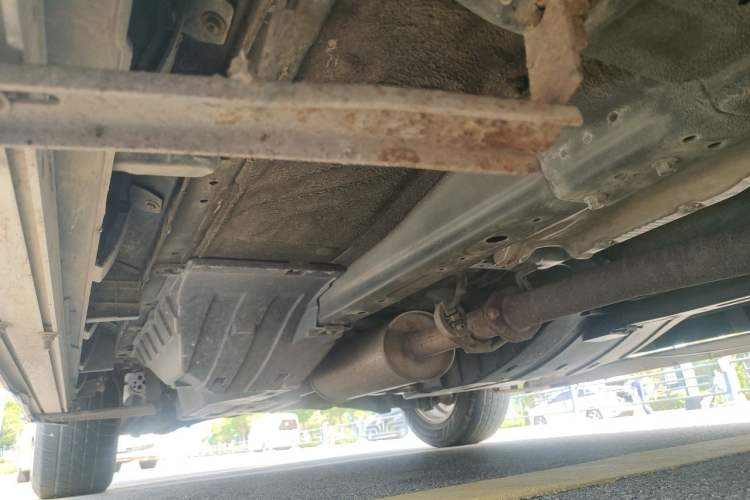 Used Haval M6 2017 1.5T Automatic Two-Wheel Drive Elite Model Chassis Front Right