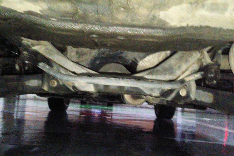Used Haval M6 2017 1.5T Automatic Two-Wheel Drive Prestige Model Chassis Rear