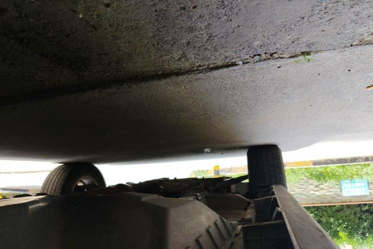 Used Haval M6 2017 1.5T Manual Two-Wheel Drive Elite Model Chassis Rear Left