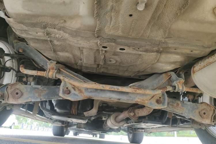 Used Haval M6 2017 1.5T Automatic Two-Wheel Drive Elite Model Chassis Rear