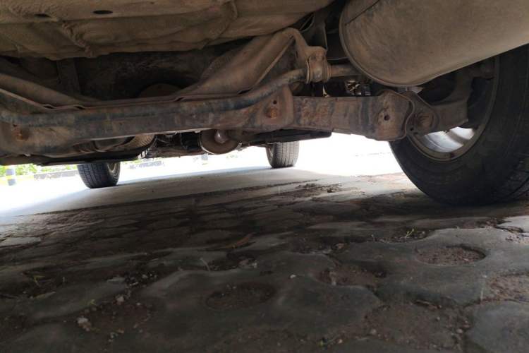 Used Haval M6 2017 1.5T Manual Two-Wheel Drive Elite Model Chassis Rear