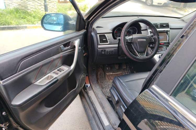 Used Haval M6 2017 1.5T Manual Two-Wheel Drive Elite Model Driver Seat