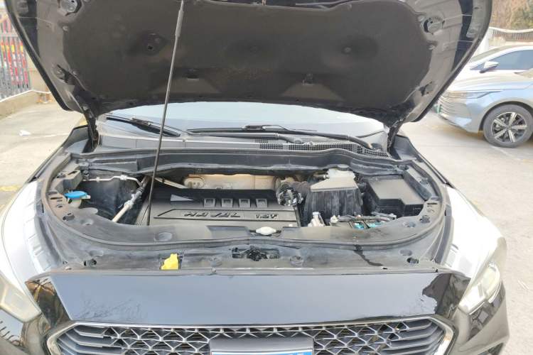 Used Haval M6 2017 1.5T Automatic Two-Wheel Drive Elite Model Engine Bay