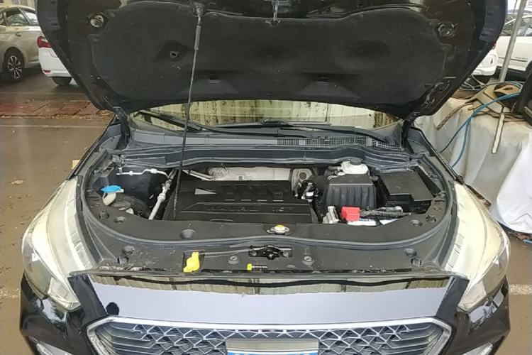 Used Haval M6 2017 1.5T Automatic Two-Wheel Drive Elite Model Engine Bay