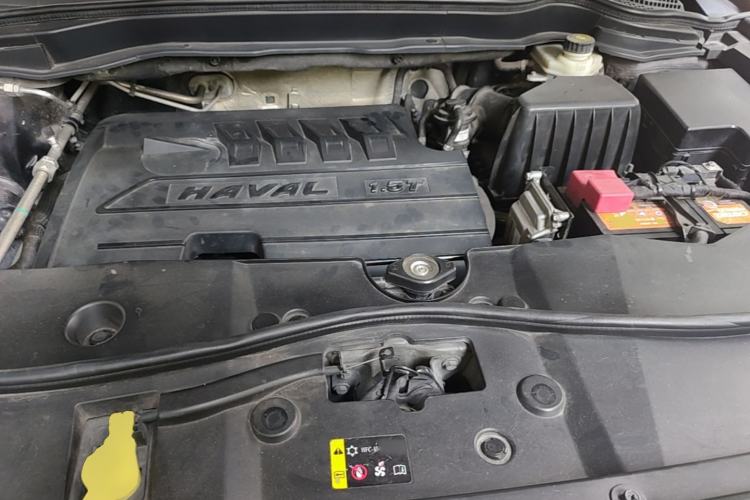 Used Haval M6 2017 1.5T Automatic Two-Wheel Drive Elite Model Engine Bay