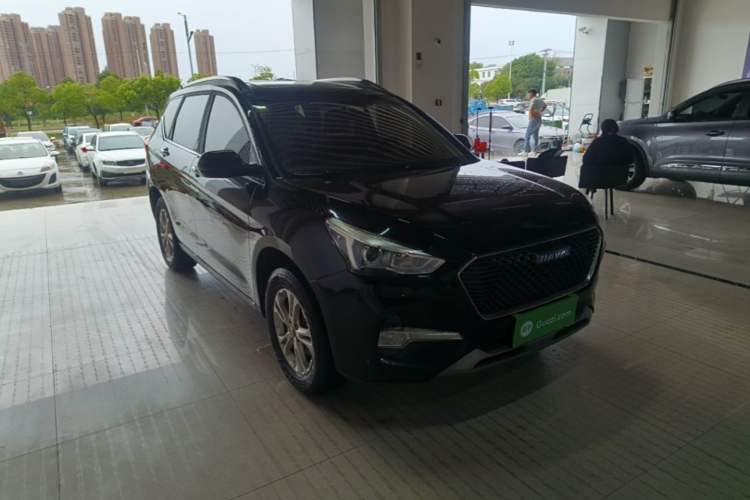 Used Haval M6 2017 1.5T Automatic Two-Wheel Drive Elite Model Front Right 45 Deg