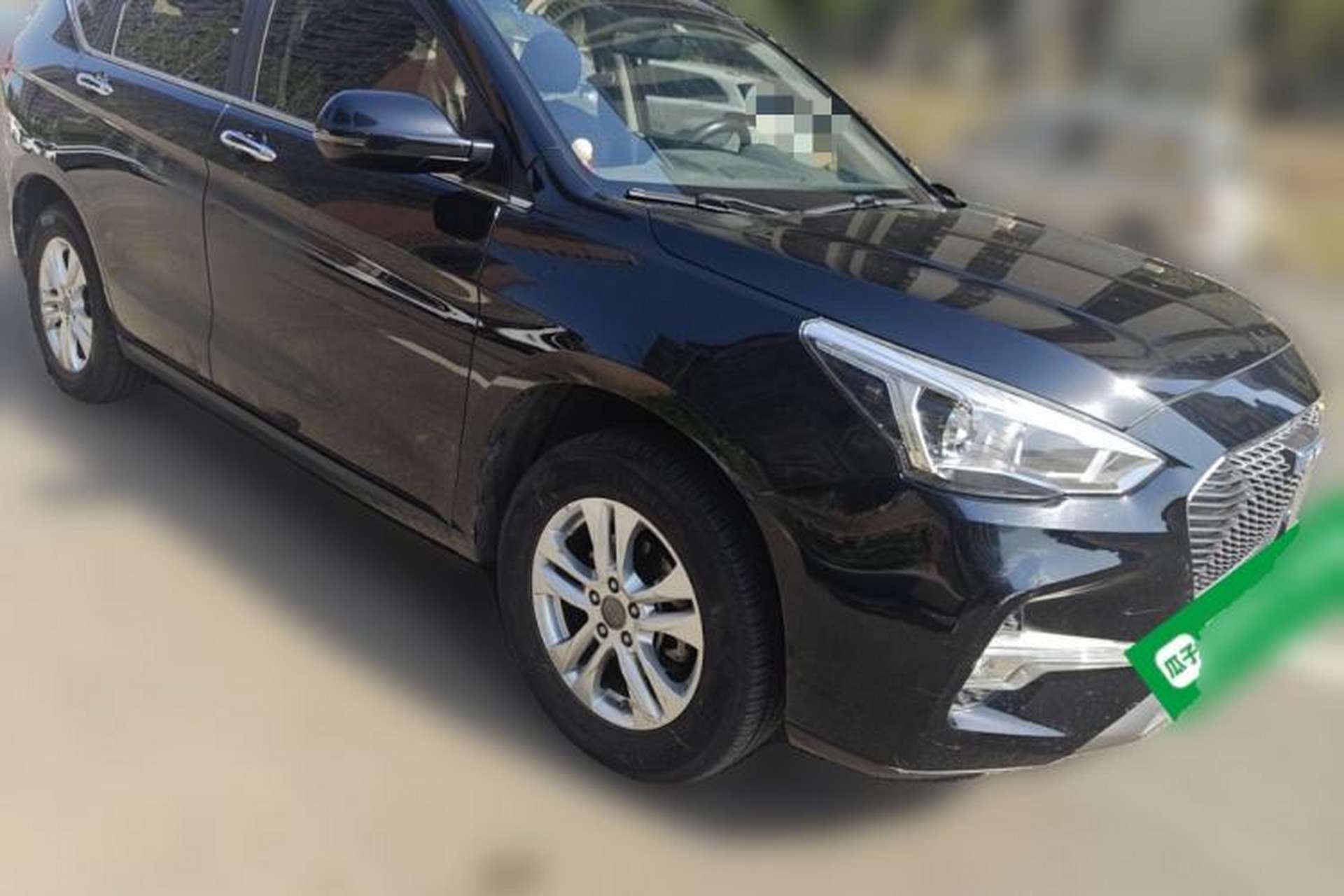 Used Haval M6 2017 1.5T Automatic Two-Wheel Drive Elite Model Front Right 45 Deg