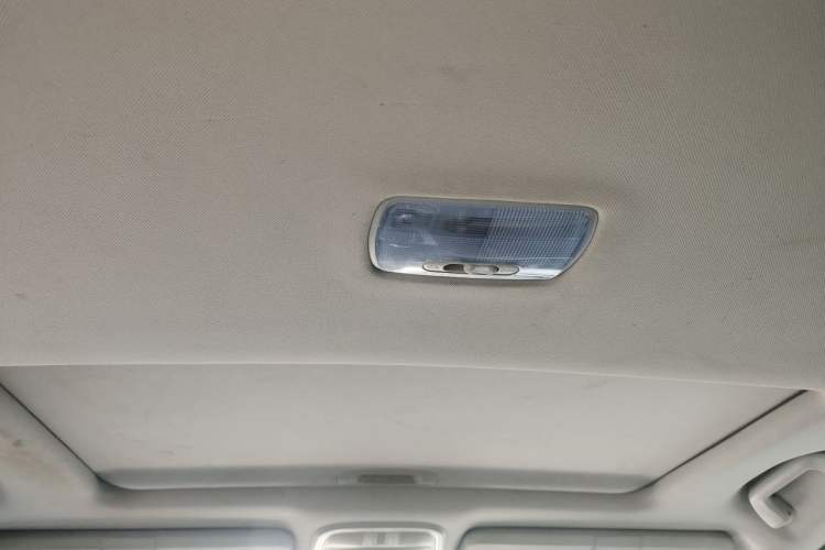 Used Haval M6 2017 1.5T Automatic Two-Wheel Drive Elite Model Headliner