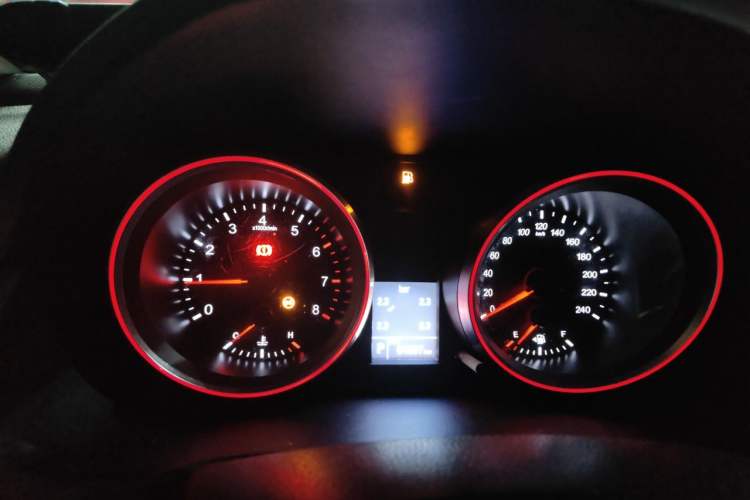 Used Haval M6 2017 1.5T Automatic Two-Wheel Drive Elite Model Instrument Cluster