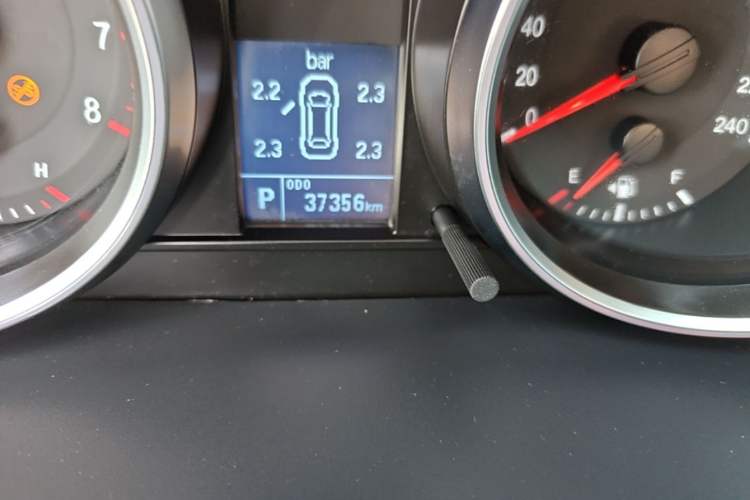 Used Haval M6 2017 1.5T Automatic Two-Wheel Drive Elite Model Instrument Cluster